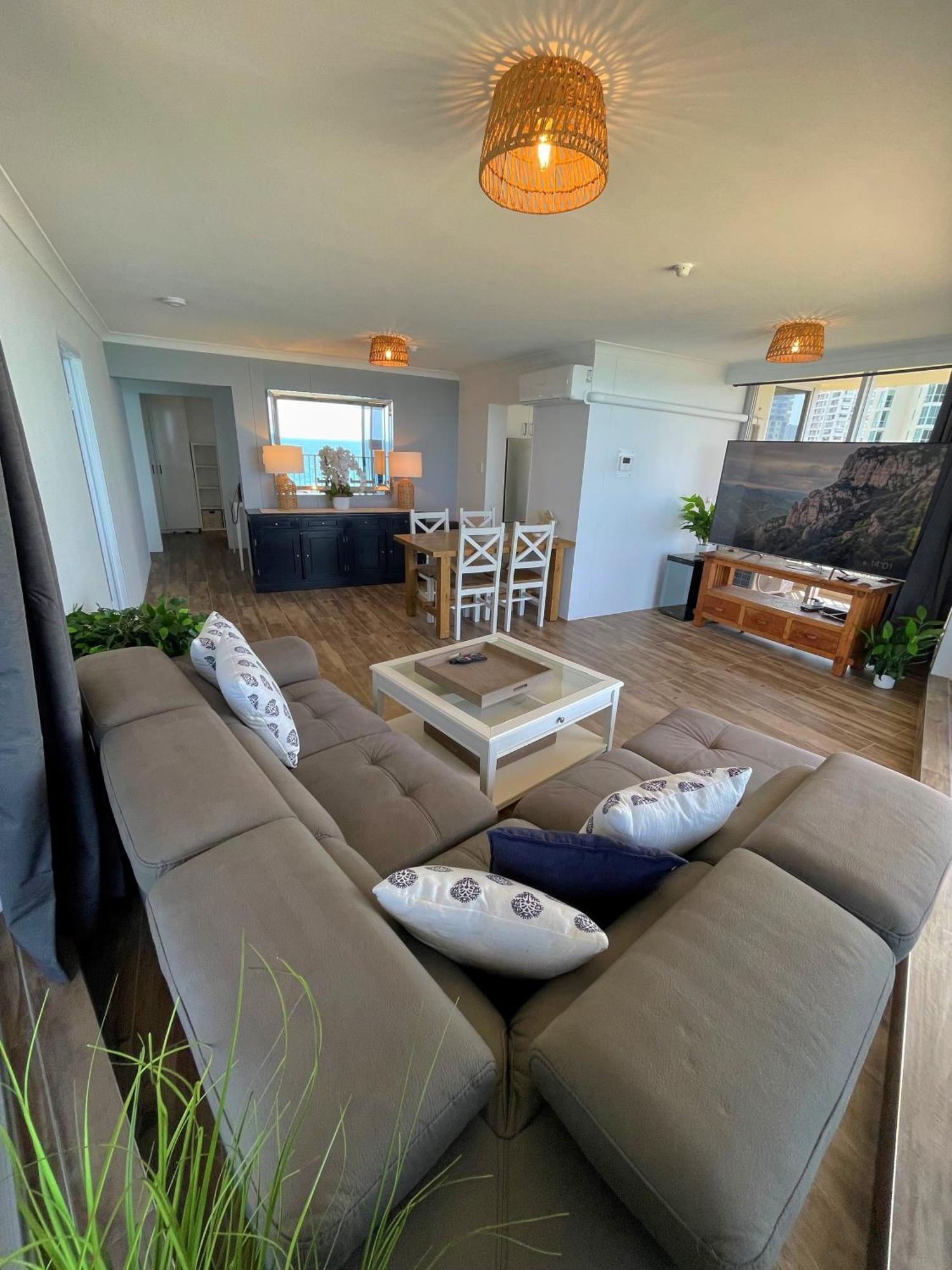 Absolutely Stunning! On The Beach !!! Gold Coast Exterior photo